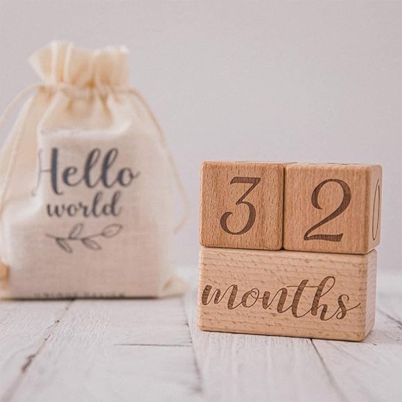 🔴3/$20 NEW Baby Milestone Wooden Blocks - Weeks Months Years - Size Small - Picture 1 of 6